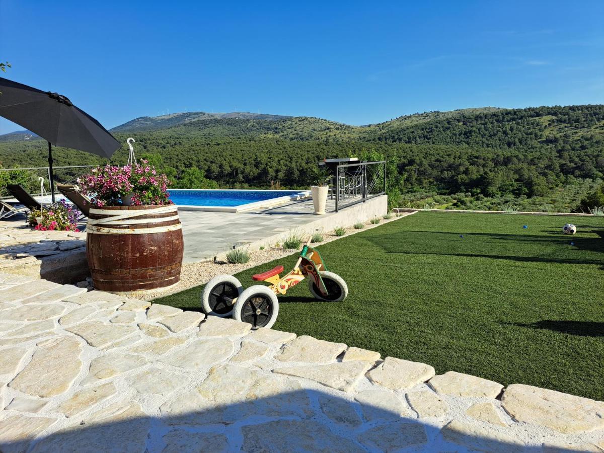 Guest House "The View" - With A Pool Donje Polje Dış mekan fotoğraf